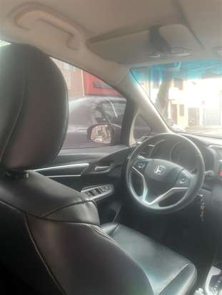 HONDA-FIT-2016