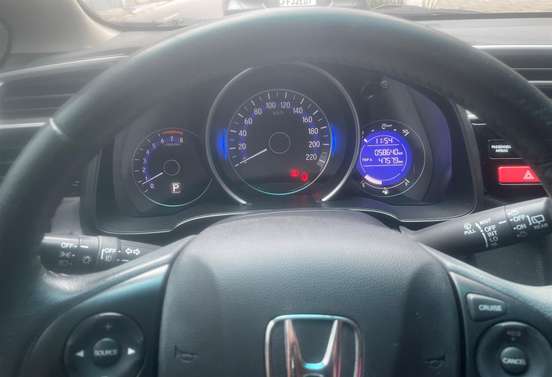 HONDA-FIT-2016
