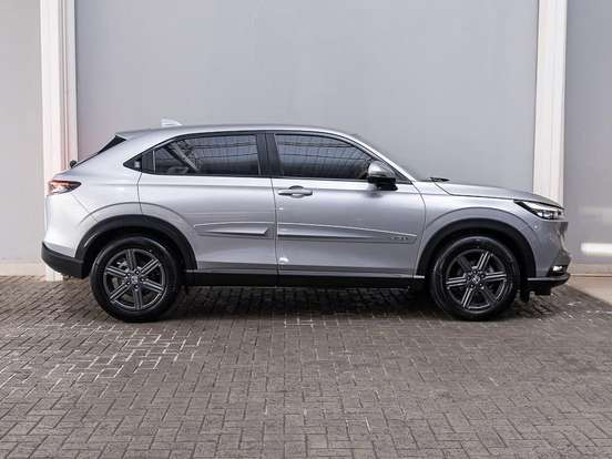 HONDA-HR-V-2024