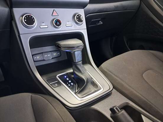HYUNDAI-CRETA-2022