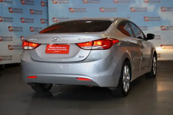 HYUNDAI-ELANTRA-2012