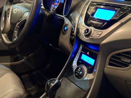 HYUNDAI-ELANTRA-1.8 GLS 16V GASOLINA 4P AUTOMÁTICO HYUNDAI-ELANTRA-2012