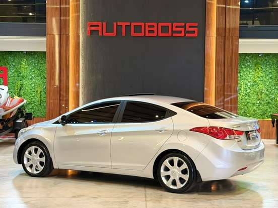 HYUNDAI-ELANTRA-1.8 GLS 16V GASOLINA 4P AUTOMÁTICO HYUNDAI-ELANTRA-2012