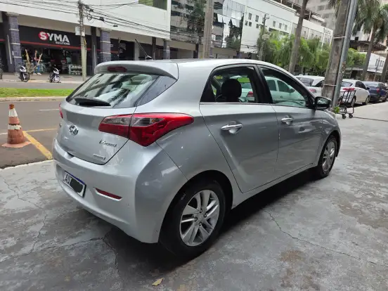 HYUNDAI-HB20-1.6 PREMIUM 16V FLEX 4P AUTOMÁTICO HYUNDAI-HB20-2015