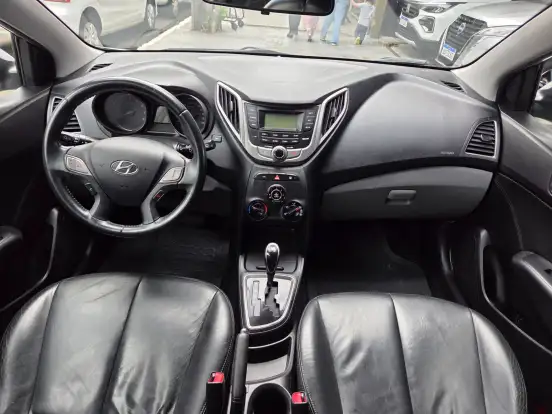HYUNDAI-HB20-1.6 PREMIUM 16V FLEX 4P AUTOMÁTICO HYUNDAI-HB20-2015