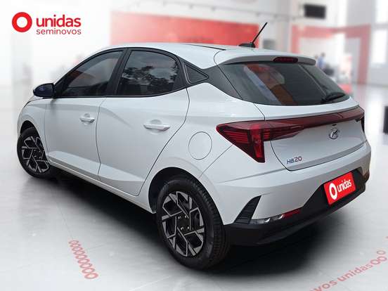 HYUNDAI-HB20-2024