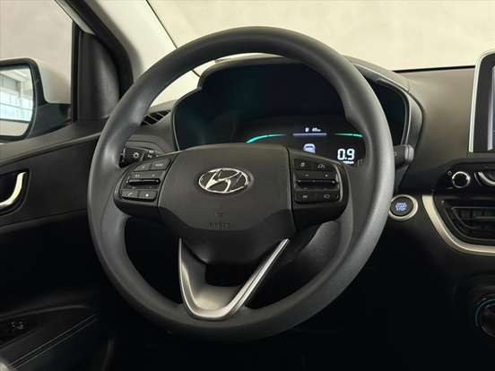 HYUNDAI-HB20-2023