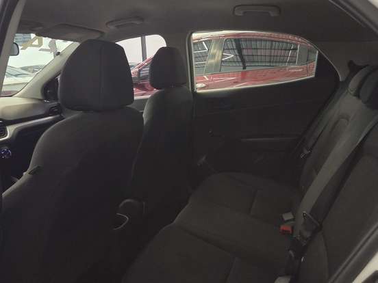 HYUNDAI-HB20-2023