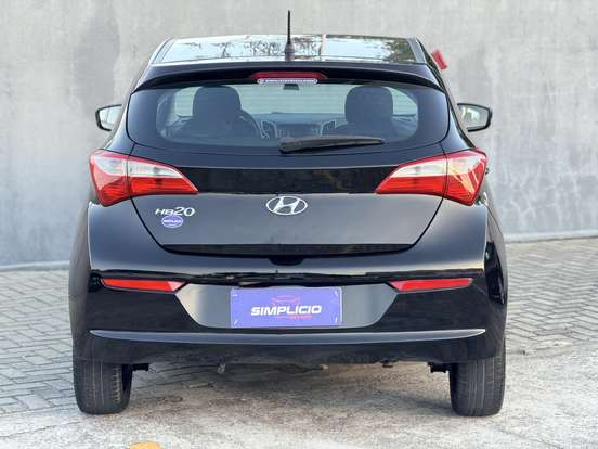 HYUNDAI-HB20-2017