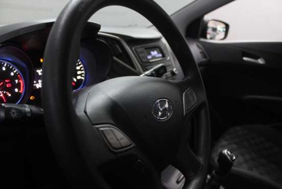 HYUNDAI-HB20-2018