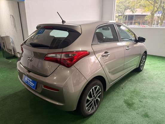 HYUNDAI-HB20-2017