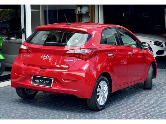 HYUNDAI-HB20-2015