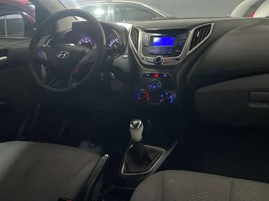 HYUNDAI-HB20-1.6 PREMIUM 16V FLEX 4P MANUAL HYUNDAI-HB20-2013