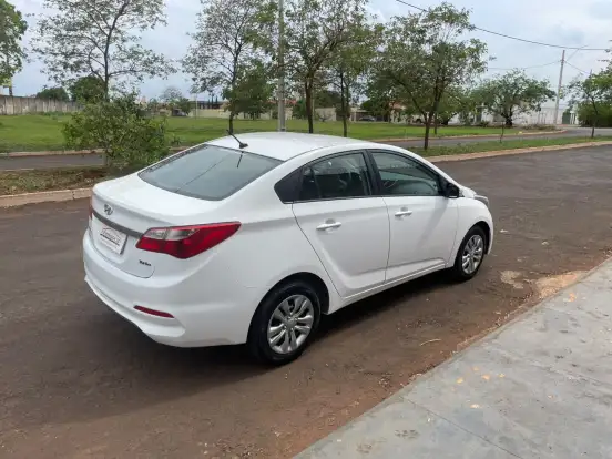 HYUNDAI-HB20S-2016