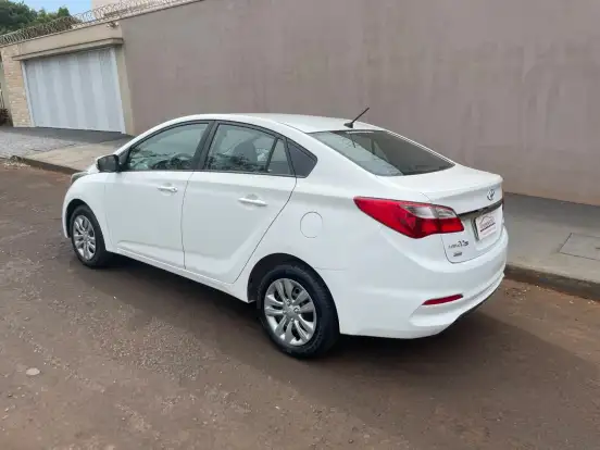 HYUNDAI-HB20S-2016
