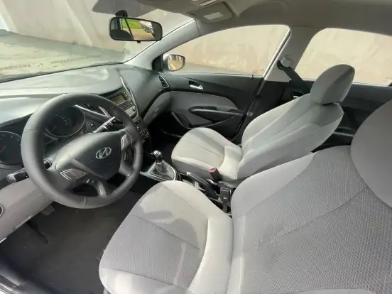 HYUNDAI-HB20S-2016