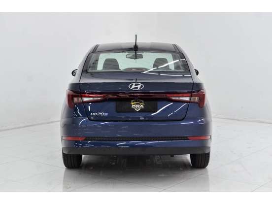 HYUNDAI-HB20S-2025