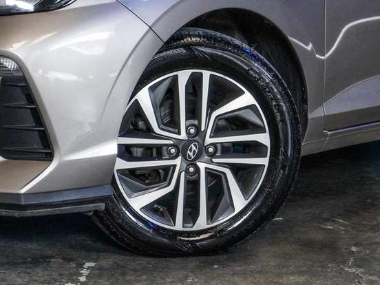 HYUNDAI-HB20S-1.0 12V FLEX LIMITED MANUAL HYUNDAI-HB20S-2023
