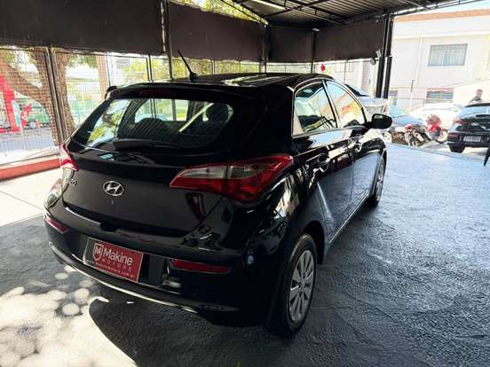HYUNDAI-HB20S-2017