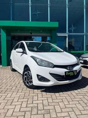HYUNDAI-HB20S-2015