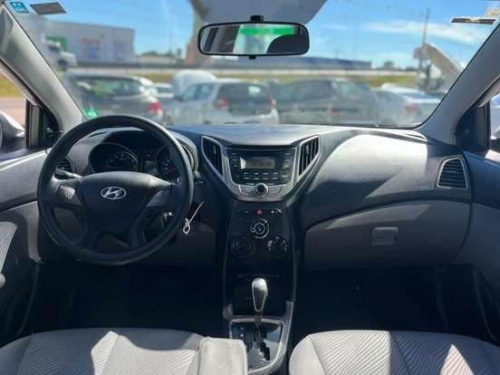 HYUNDAI-HB20S-2015