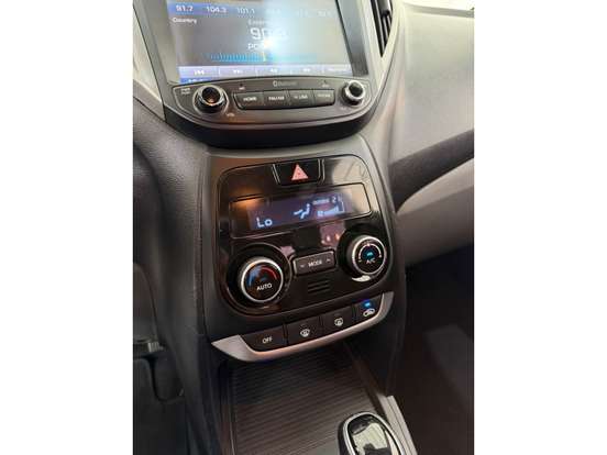 HYUNDAI-HB20S-2016