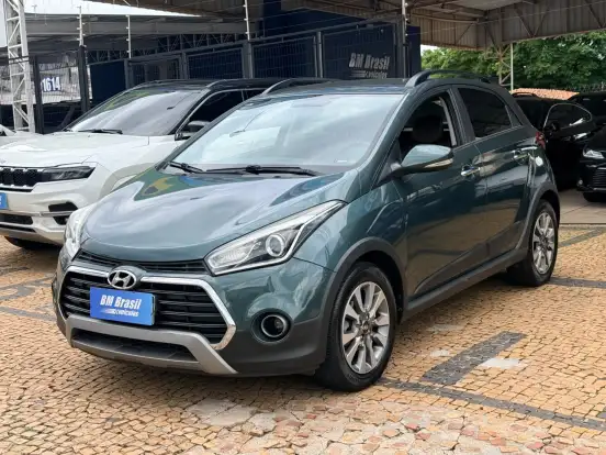 HYUNDAI-HB20X-1.6 16V PREMIUM FLEX 4P AUTOMÁTICO HYUNDAI-HB20X-2016