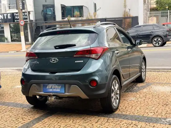 HYUNDAI-HB20X-1.6 16V PREMIUM FLEX 4P AUTOMÁTICO HYUNDAI-HB20X-2016