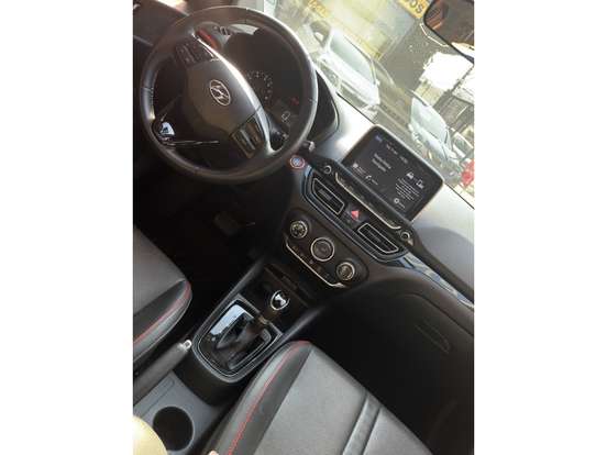 HYUNDAI-HB20X-2020