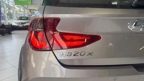 HYUNDAI-HB20X-1.6 16V FLEX EVOLUTION AUTOMÁTICO HYUNDAI-HB20X-2021