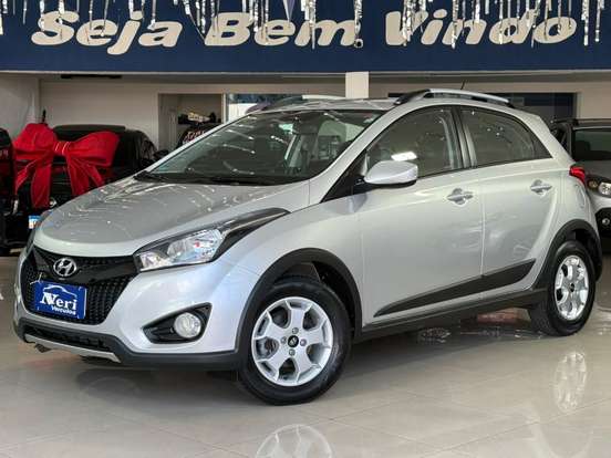 HYUNDAI-HB20X-1.6 16V PREMIUM FLEX 4P AUTOMÁTICO HYUNDAI-HB20X-2015