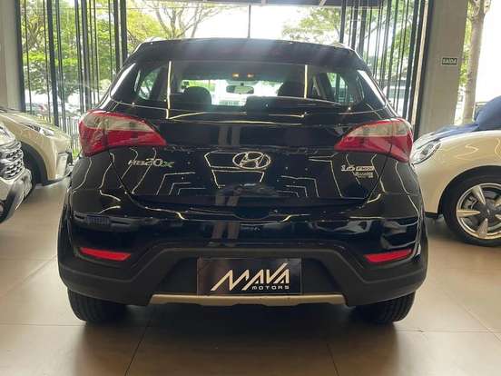 HYUNDAI-HB20X-1.6 16V PREMIUM FLEX 4P MANUAL HYUNDAI-HB20X-2013