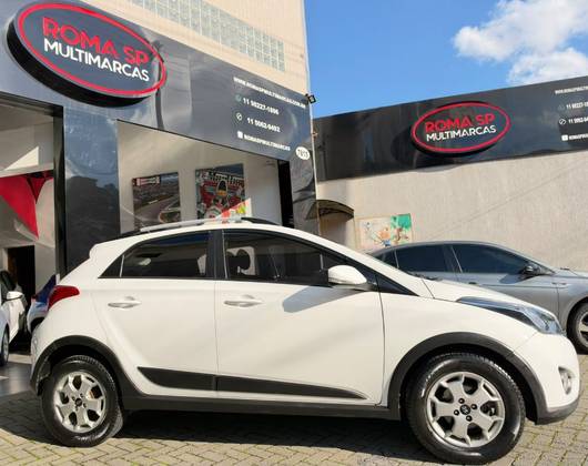 HYUNDAI HB20X 1.6 16V STYLE FLEX 4P AUTOMÁTICO