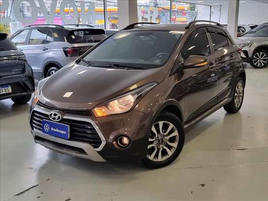 HYUNDAI-HB20X-2017