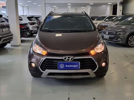 HYUNDAI-HB20X-2017