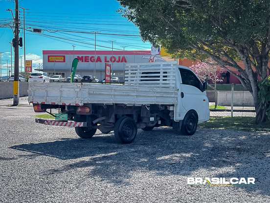 HYUNDAI-HR-2.5 LONGO SEM CAÇAMBA 4X2 16V 130CV TURBO INTERCOOLER DIESEL 2P MANUAL HYUNDAI-HR-2018