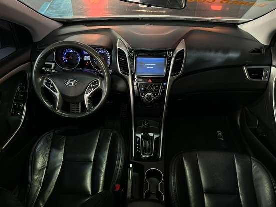 HYUNDAI-I30-2012