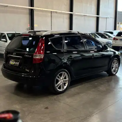 HYUNDAI-I30-2010