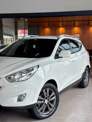 HYUNDAI-IX35-2012