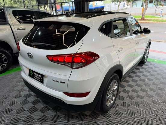 HYUNDAI-TUCSON-2019