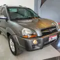 HYUNDAI TUCSON 2.0 MPFI GLS BASE 16V 143CV 2WD FLEX 4P AUTOMÁTICO HYUNDAI TUCSON 2.0 MPFI GLS BASE 16V 143CV 2WD FLEX 4P AUTOMÁTICO