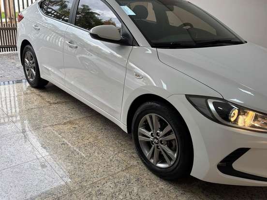 HYUNDAI-ELANTRA-2.0 16V FLEX 4P AUTOMÁTICO HYUNDAI-ELANTRA-2016