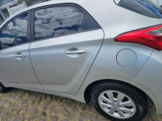 HYUNDAI-HB20-1.6 COMFORT STYLE 16V FLEX 4P AUTOMÁTICO HYUNDAI-HB20-2012