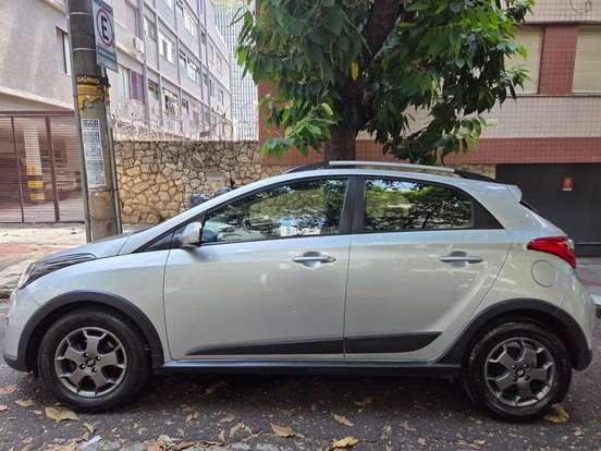 HYUNDAI-HB20-2014