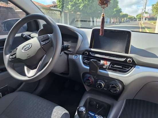 HYUNDAI-HB20S-2025