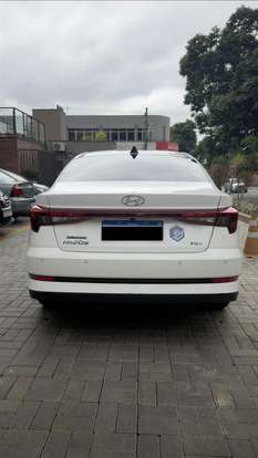 HYUNDAI-HB20S-1.0 TGDI FLEX PLATINUM SAFETY AUTOMÁTICO HYUNDAI-HB20S-2024