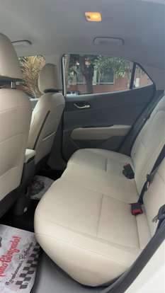 HYUNDAI-HB20S-2024