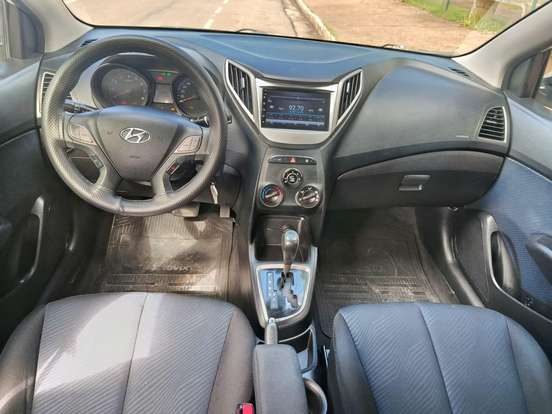 HYUNDAI-HB20S-2013