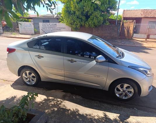 HYUNDAI HB20S 1.6 PREMIUM 16V FLEX 4P AUTOMÁTICO