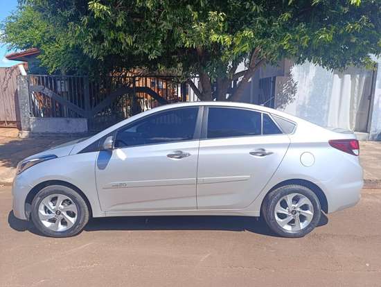 HYUNDAI-HB20S-2017
